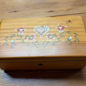 Vintage lane cedar chest heart and flowers